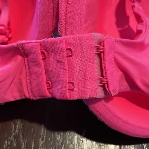 Women's Victoria’s Secret Perfect Coverage Lace Bra Lingerie 36D - Picture 8 of 16